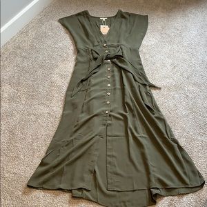 Boutique long green dress